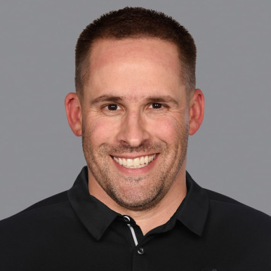 Josh McDaniels
