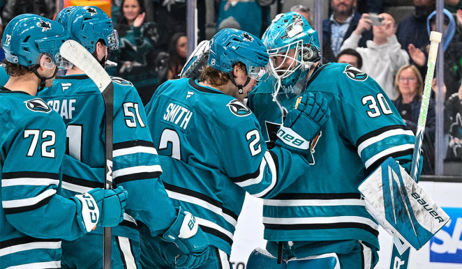 Askarov is clutch in Sharks 3-2 win