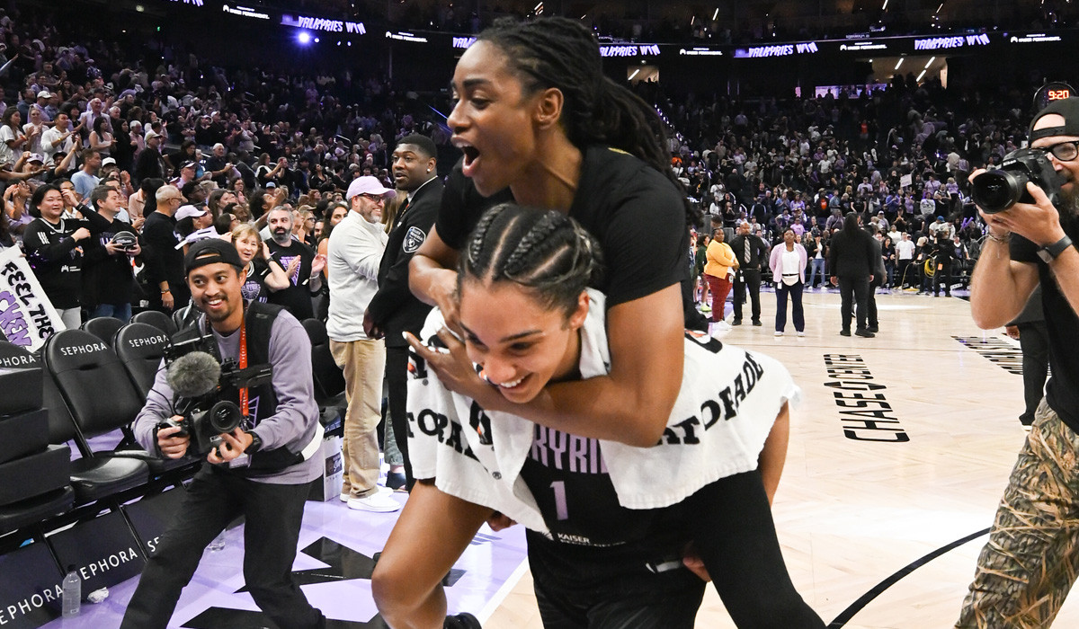 Gabby Williams Carries Valkyries to 74-69 Win Over Mystics