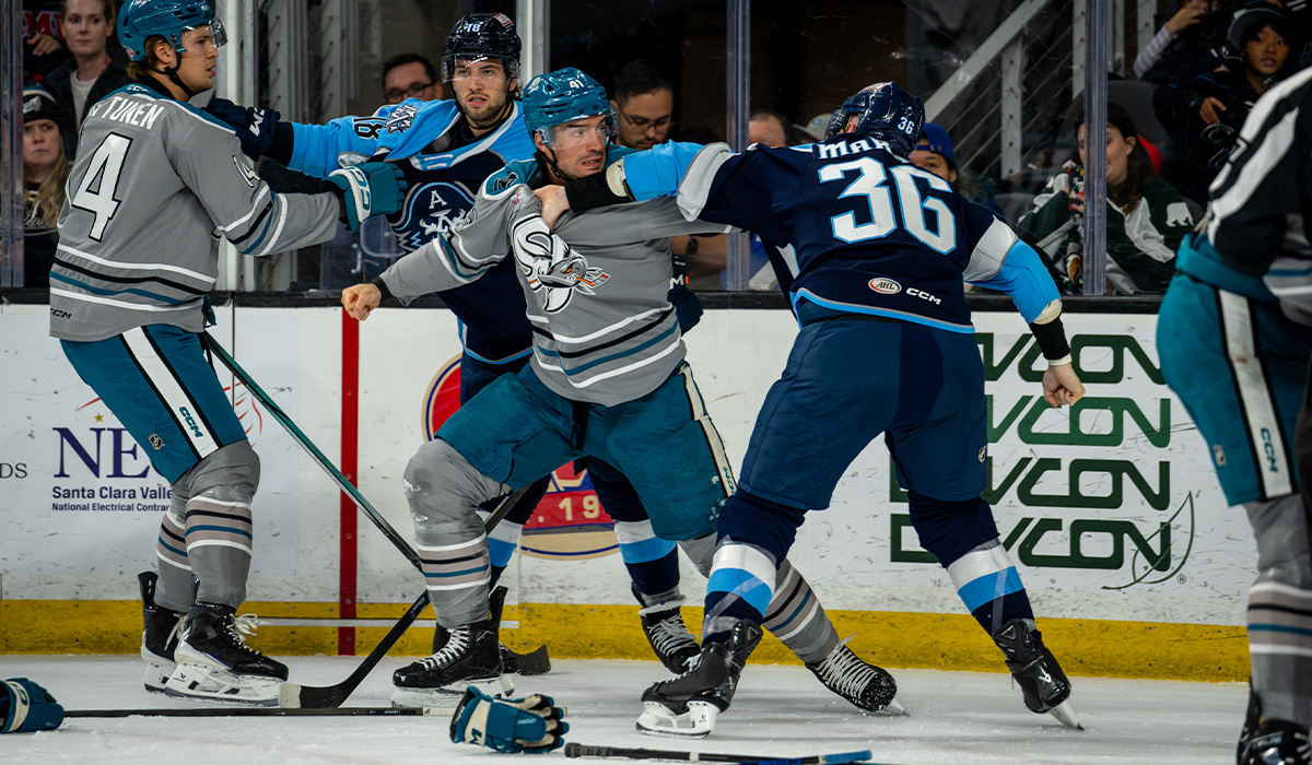 Admirals sink Barracuda 6-2 with power play barrage